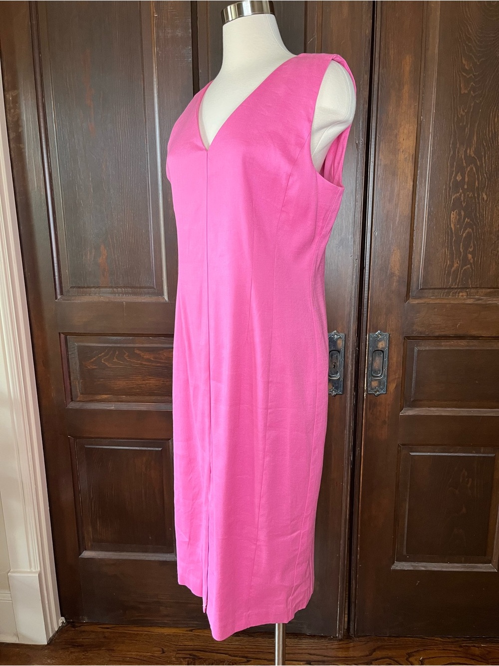 Ann Taylor The Seamed V-Neck Sheath Dress Linen Blend Sleeveless Pink Sz 12 NWOT - Picture 2 of 10